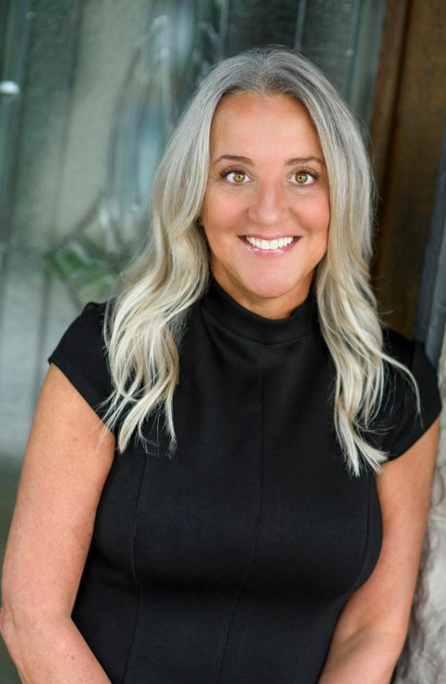 Photo of Tammy Fast-Waller, 